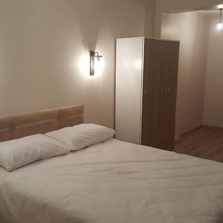 Sweet Home Taksim Otel Истанбул Екстериор снимка