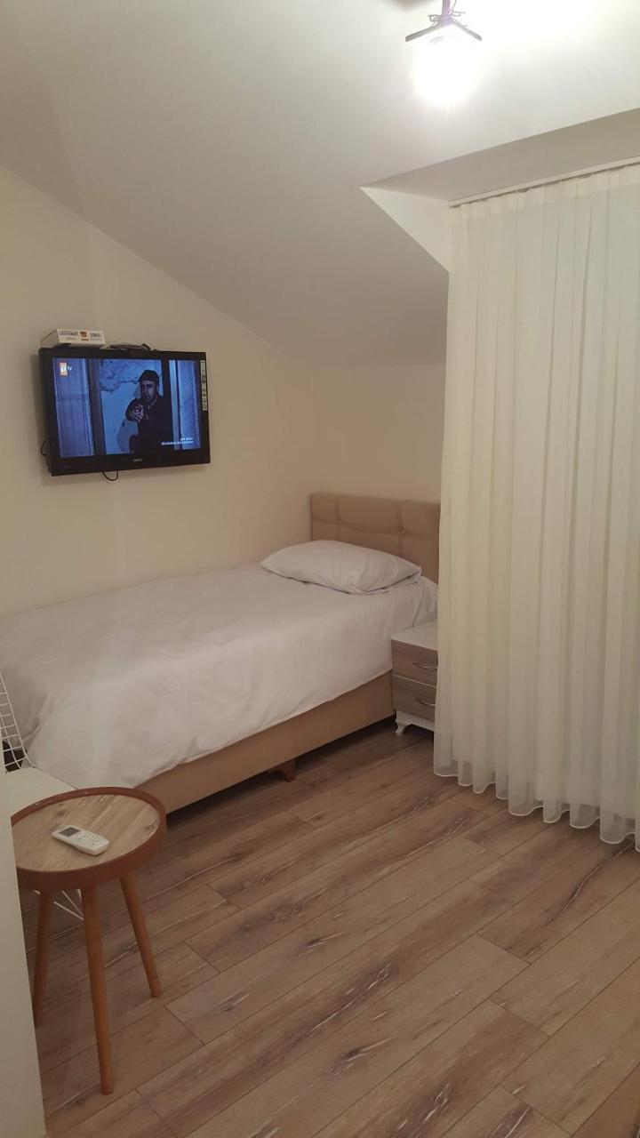 Sweet Home Taksim Otel Истанбул Екстериор снимка