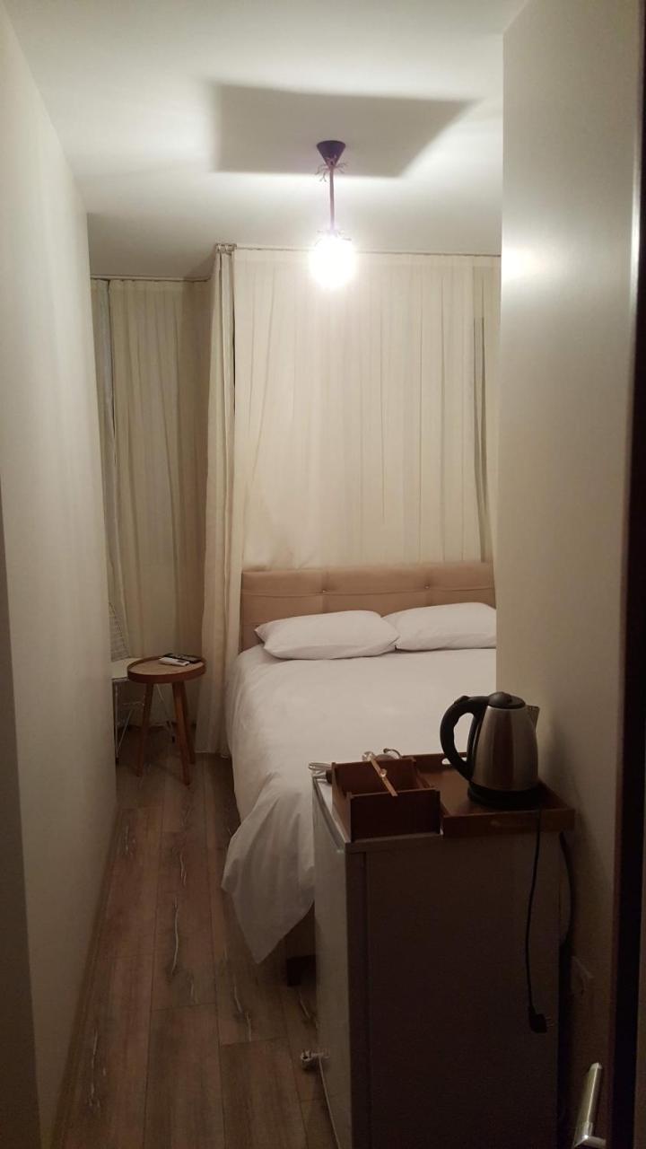 Sweet Home Taksim Otel Истанбул Екстериор снимка