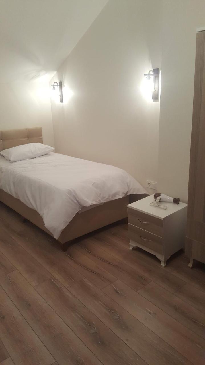 Sweet Home Taksim Otel Истанбул Екстериор снимка