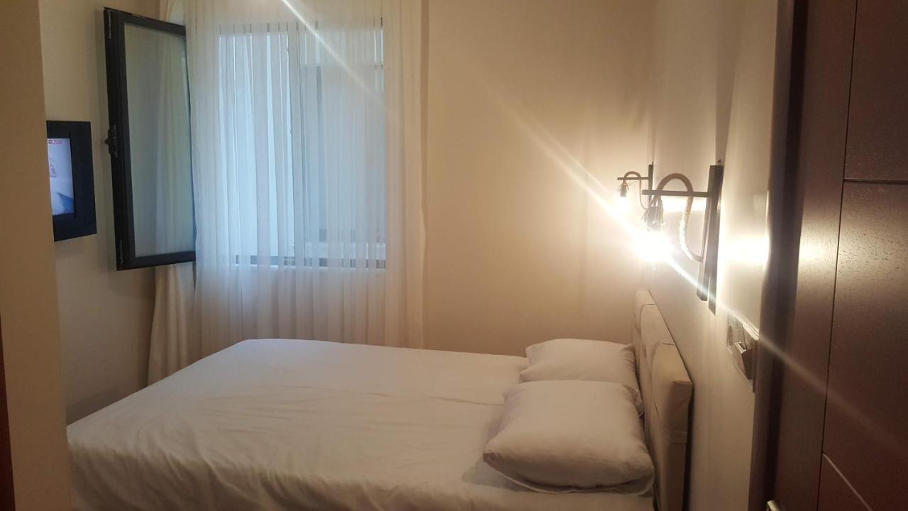 Sweet Home Taksim Otel Истанбул Екстериор снимка
